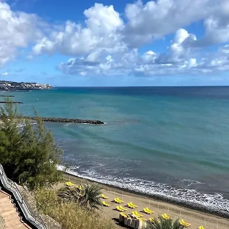 Reformado Cerca De La Playa Y El Yumbo *